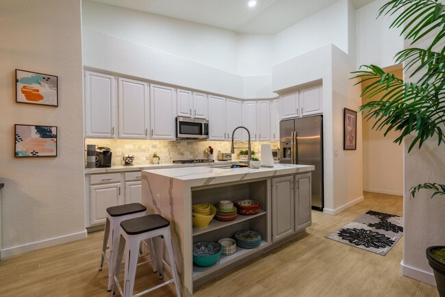 Building Photo - 17635 N 55th Pl