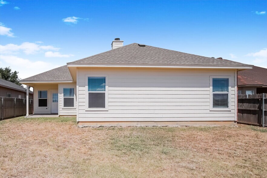 Building Photo - 2113 Beacon Way