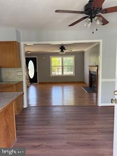 Building Photo - 7219 Pullen Dr