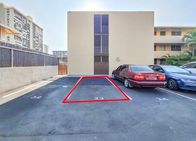 Building Photo - 1023