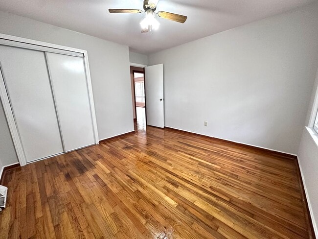 Building Photo - 2 Bedrooms- 1 Bathroom- House in West Rome!