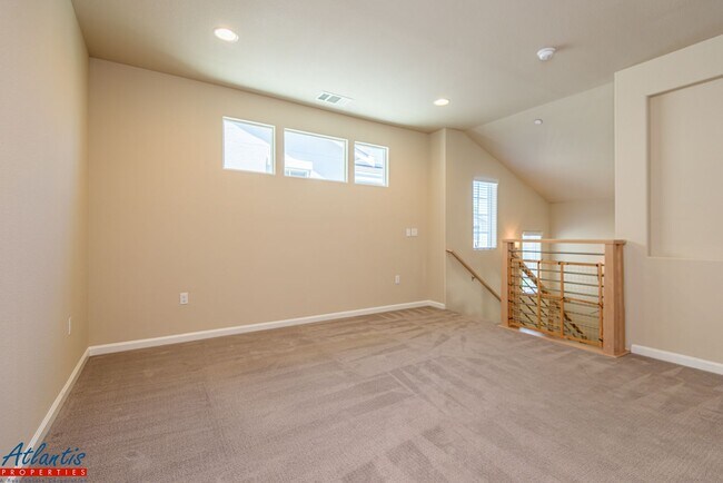 Building Photo - Beautiful Home | Central A/C | E.V. Charger