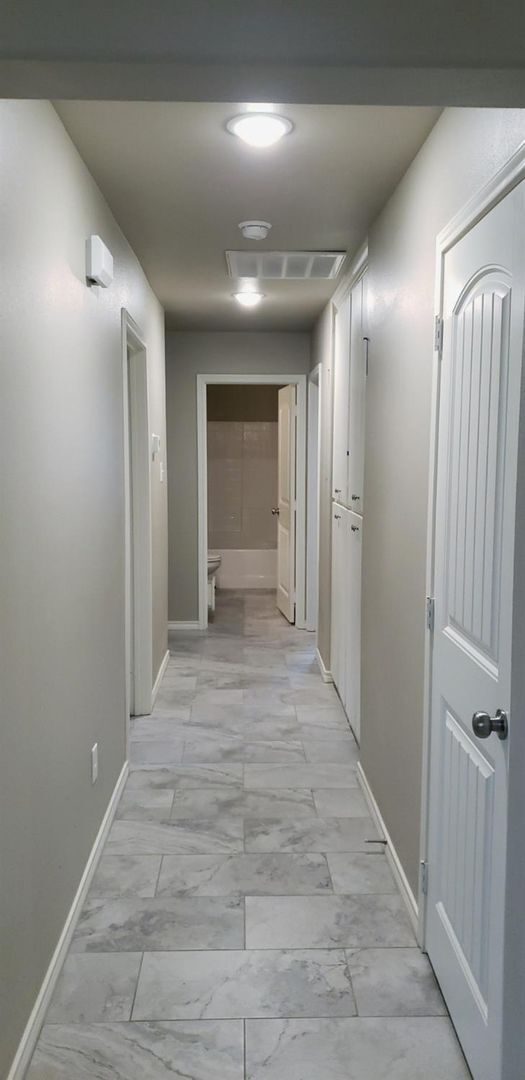 Building Photo - Luxury Duplex in Stonewood Estates