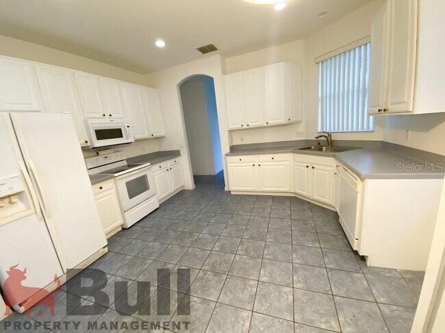 Building Photo - 596 Neumann Village Ct