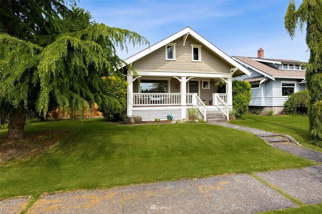 Building Photo - Beautiful, Spacious Tacoma Home! Apply today!