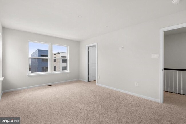 Building Photo - 421 Carroll Walk Ave
