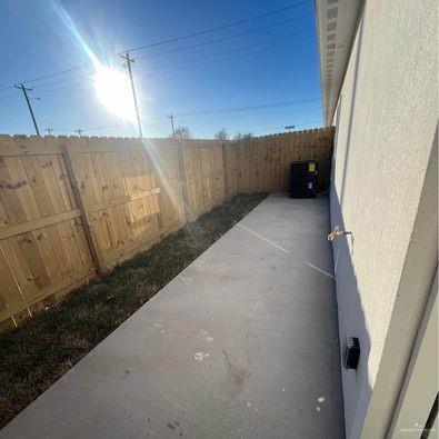 Building Photo - 9219 N 59th Ln