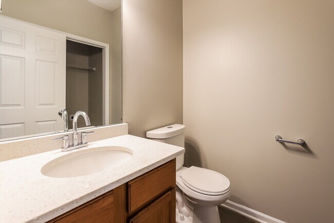 Building Photo - 281 Pearl Chambers Dr