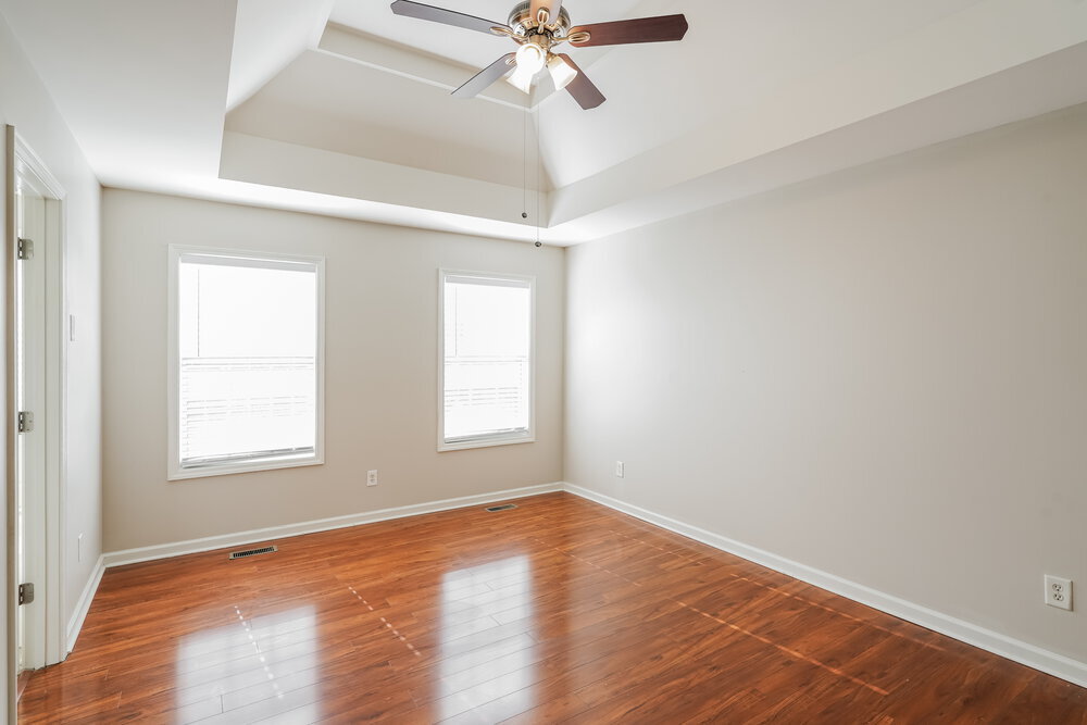 Building Photo - 268 Iris Dr