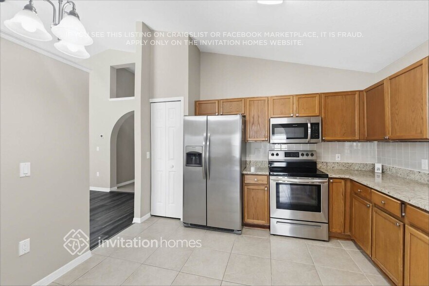 Building Photo - 10210 Merrimac Manor Dr