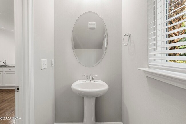 Building Photo - 118 Enchantment Falls Ln