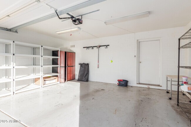 Building Photo - 2361 E Riviera Dr