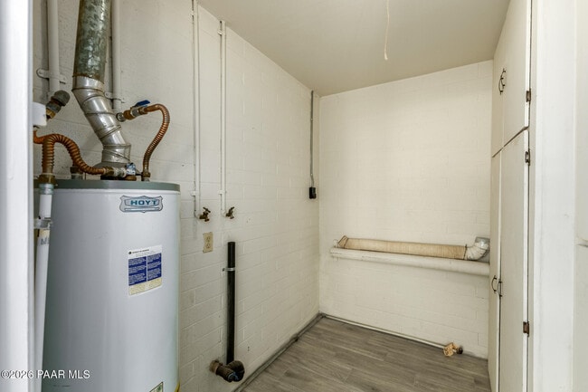 Building Photo - 11014 W Cheryl Dr