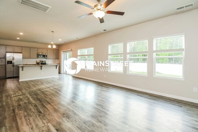 Building Photo - 12153 Old Dulin Farms Way