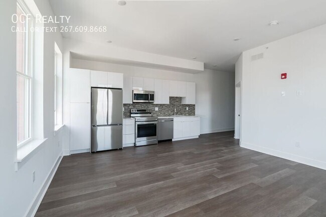 Building Photo - 813 N Broad St