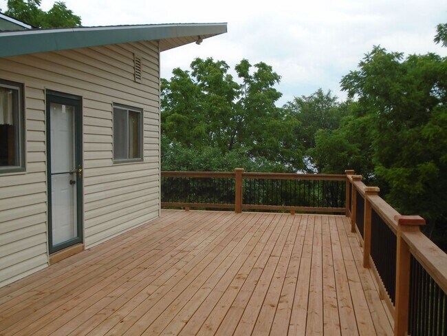 Building Photo - 5514 Tuttle Cove Rd