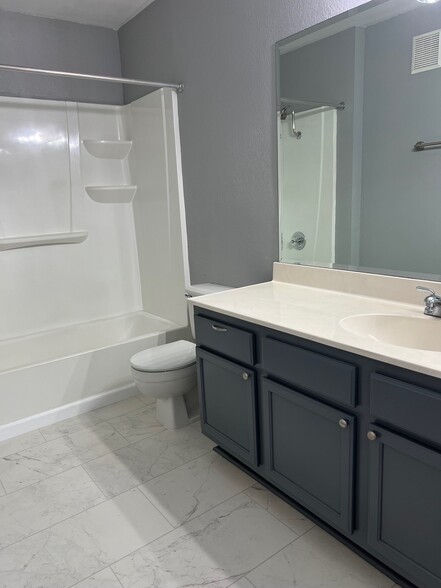 Primary Photo - 12023 Alta Carmel Ct
