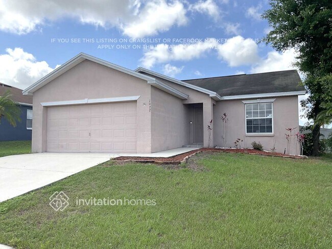 Building Photo - 1077 Merrimack Blvd
