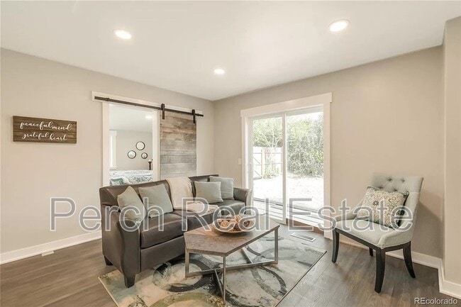 Building Photo - 2868 Benton St