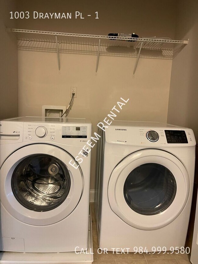 Building Photo - 1003 Drayman Pl