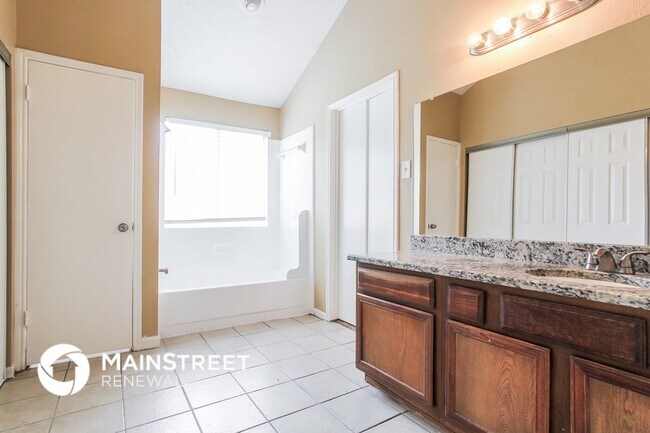 Building Photo - 16146 Coyridge Ln