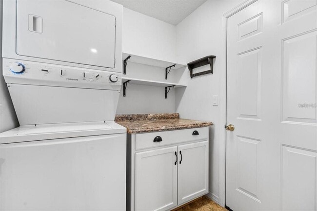 Building Photo - 7 San Pedro Ct