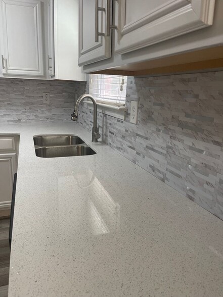 Building Photo - 607 Pipkin Dr