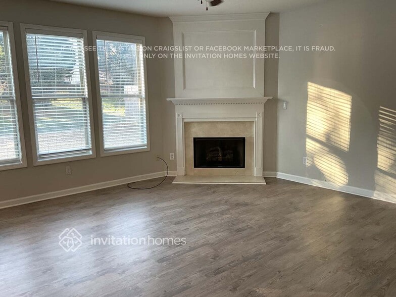 Building Photo - 3627 Rip Rap Dr