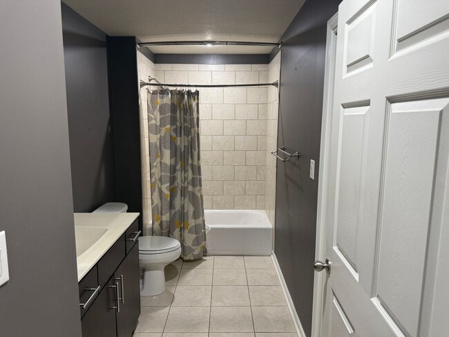 Building Photo - 12 Enclave Cir