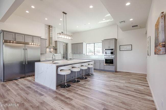 Building Photo - 14914 E Zapata Dr