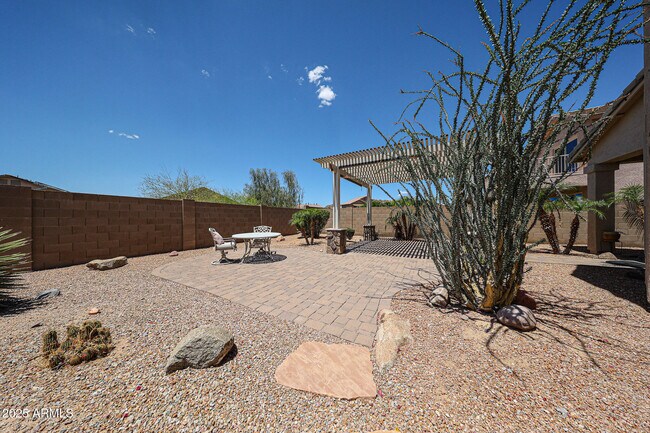 Building Photo - 2318 N Boulder Mountain