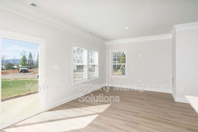 Building Photo - 337 Ridgeline Dr