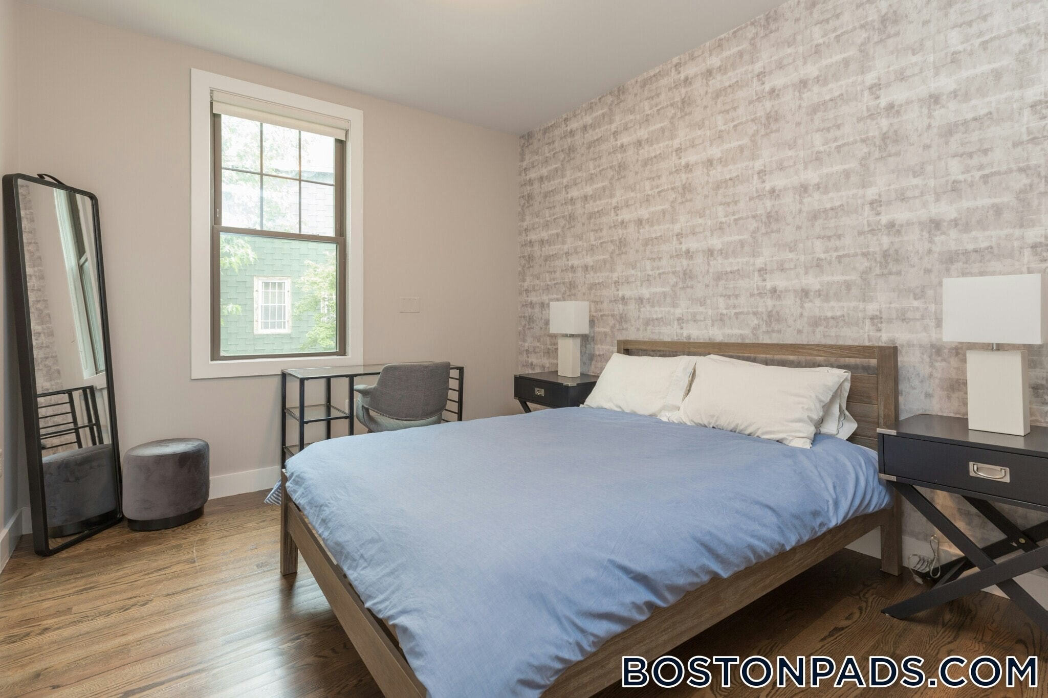 Building Photo - 65 Beech Glen St