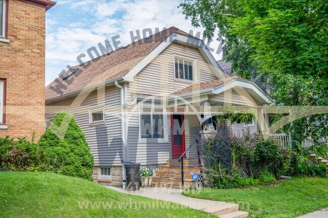 Building Photo - 2829 S Greeley St