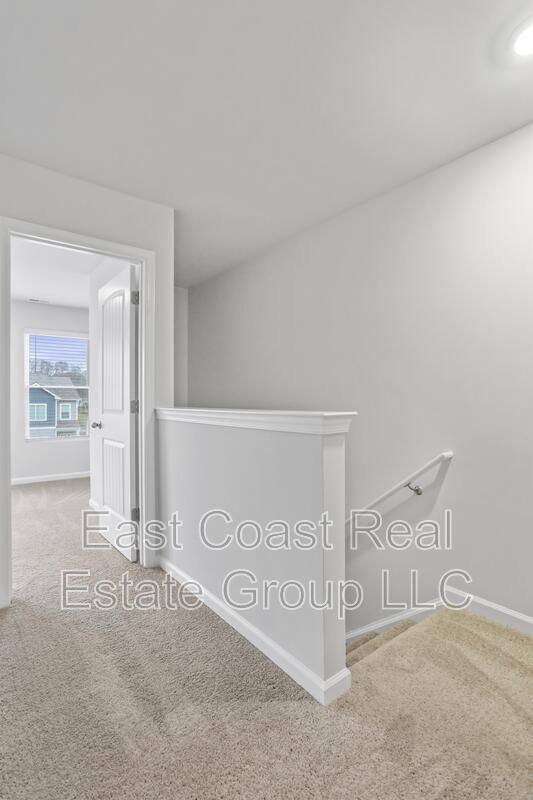 Building Photo - 53 Cranston Ct