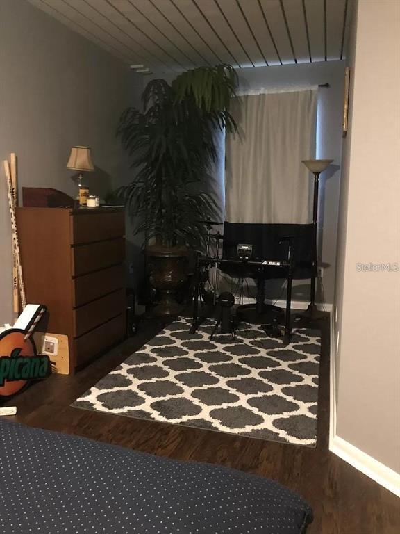 Building Photo - 520 S Armenia Ave