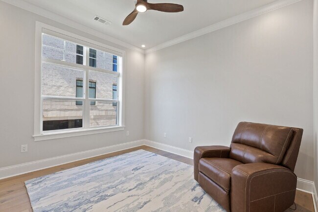 Building Photo - Welcome to Revery Point — where lakefront ...