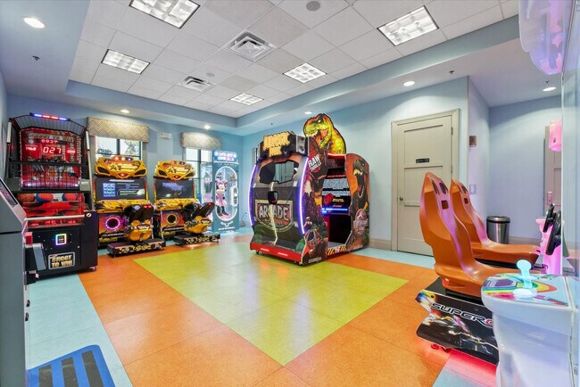 Building Photo - 1424 Rolling Fairway Dr