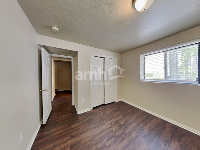 Building Photo - 2152 N 850 W