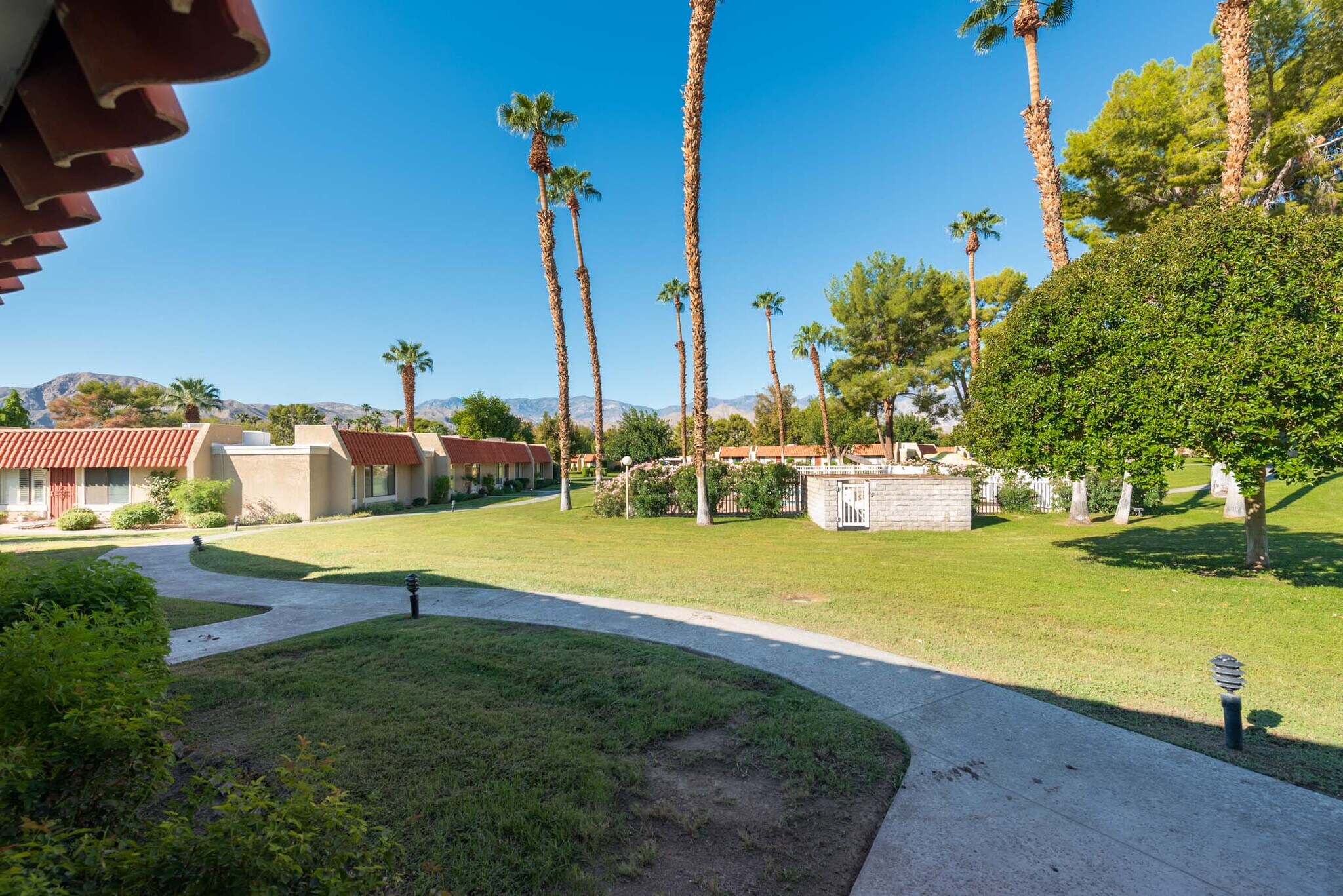 Building Photo - 69725 Encanto Ct