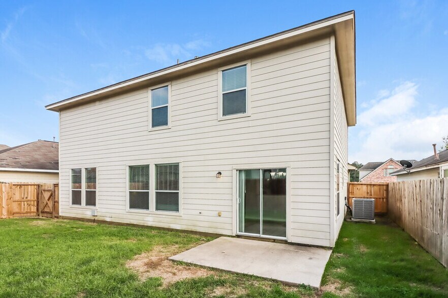 Building Photo - 974 Oak Falls Dr