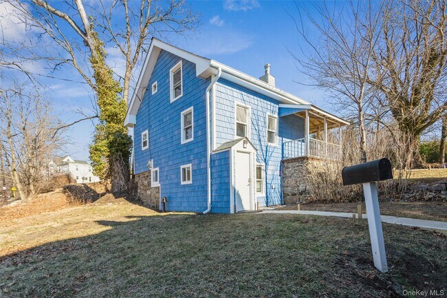 Building Photo - 45 N Ridge St