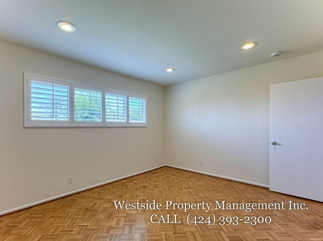 Building Photo - 16951 Ivadel Pl