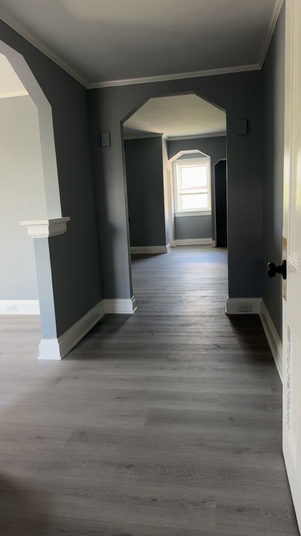Building Photo - Recently renovated home waiting for new te...