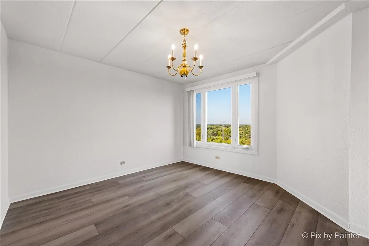 Building Photo - 1 One Renaissance Pl