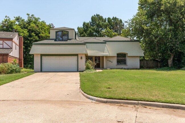 Primary Photo - 4 bed, 3 bath home in OKC, OK