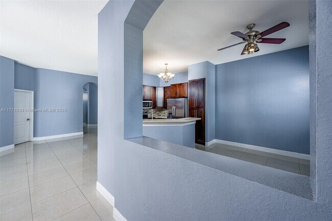 Building Photo - 4435 SW 160th Ave