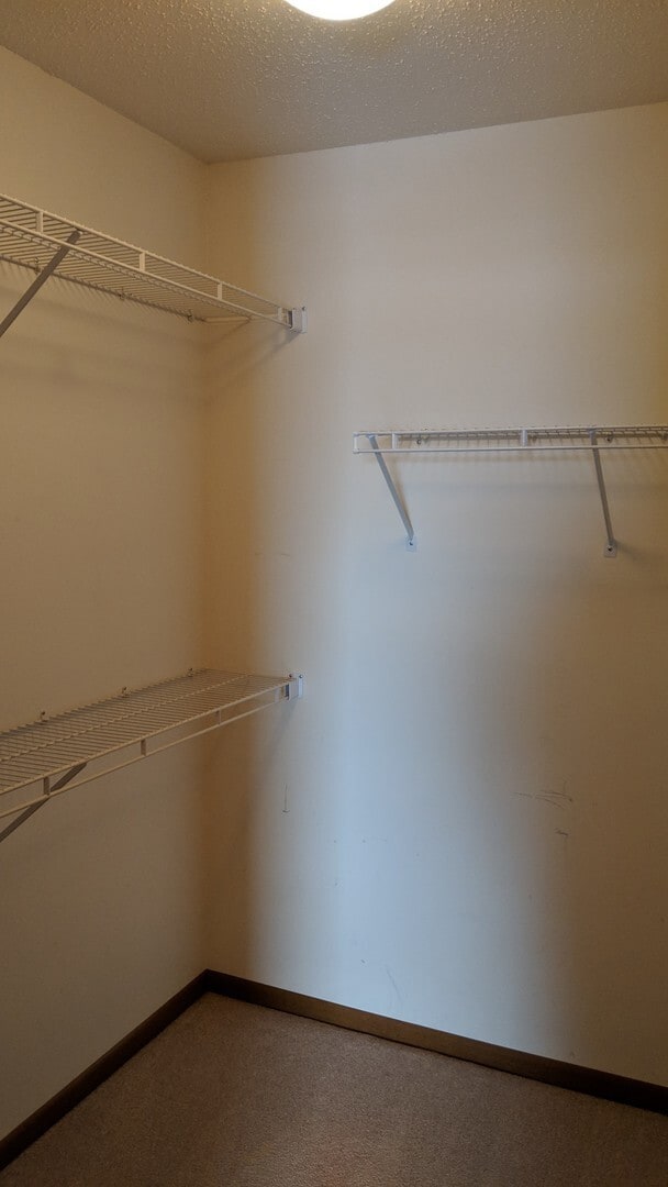 Building Photo - 3-bedroom, 2-bath Townhome in Coralville