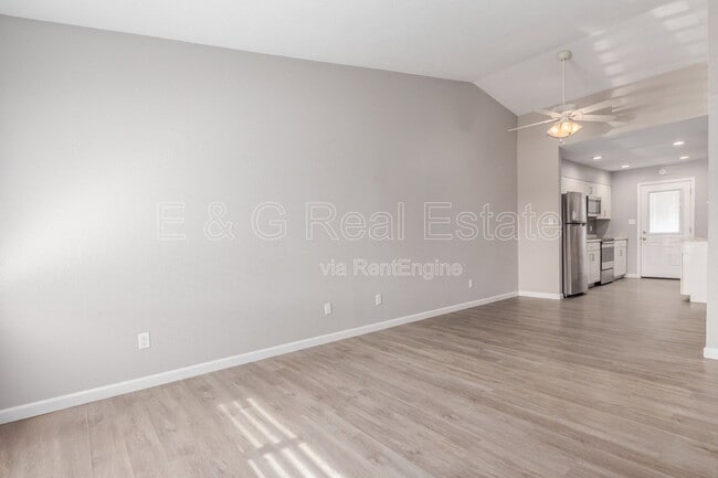 Building Photo - 4530 E Camino Cir