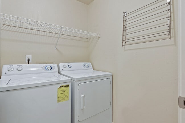 Building Photo - 3926 243rd Pl SE